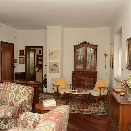 Casa Delle Ortensie Bed & Breakfast Alpignano Bagian luar foto